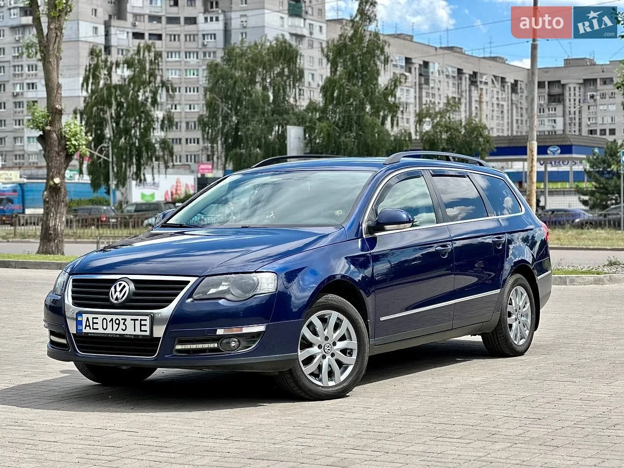 2010 Volkswagen Passat - фото 1