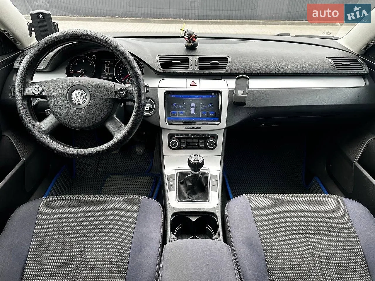 2010 Volkswagen Passat - мініатюра 15