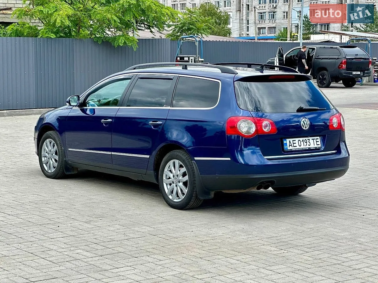 2010 Volkswagen Passat - мініатюра 7