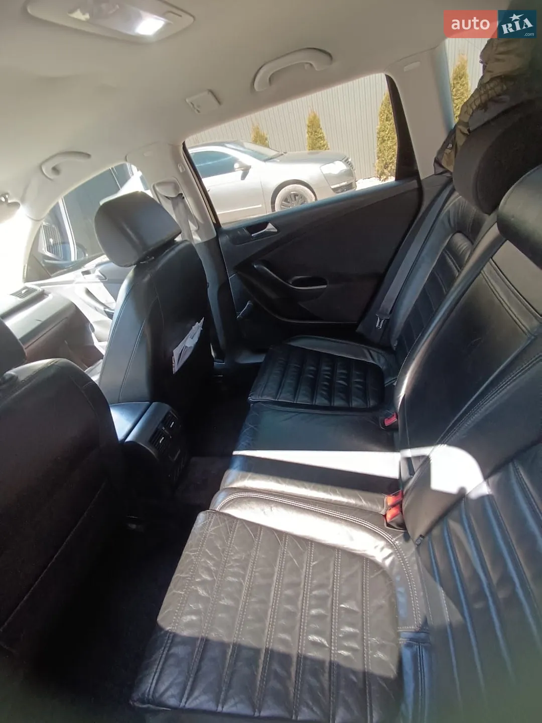 2010 Volkswagen Passat - мініатюра 13