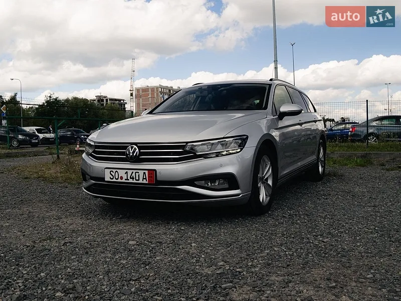 Volkswagen Passat 2023