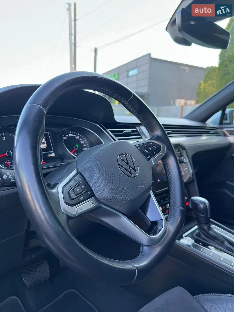 2020 Volkswagen Passat - мініатюра 25