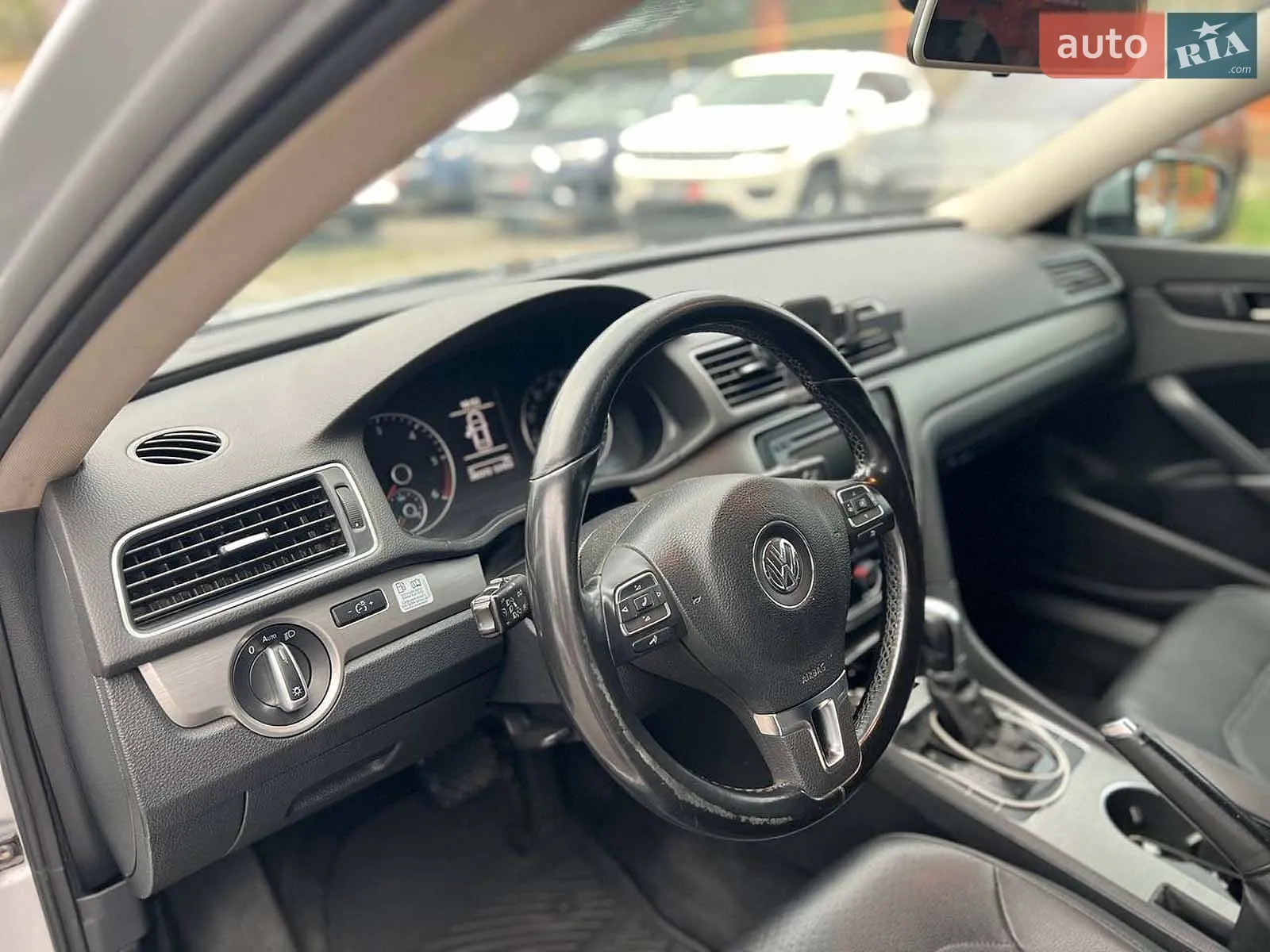 2015 Volkswagen Passat - мініатюра 16