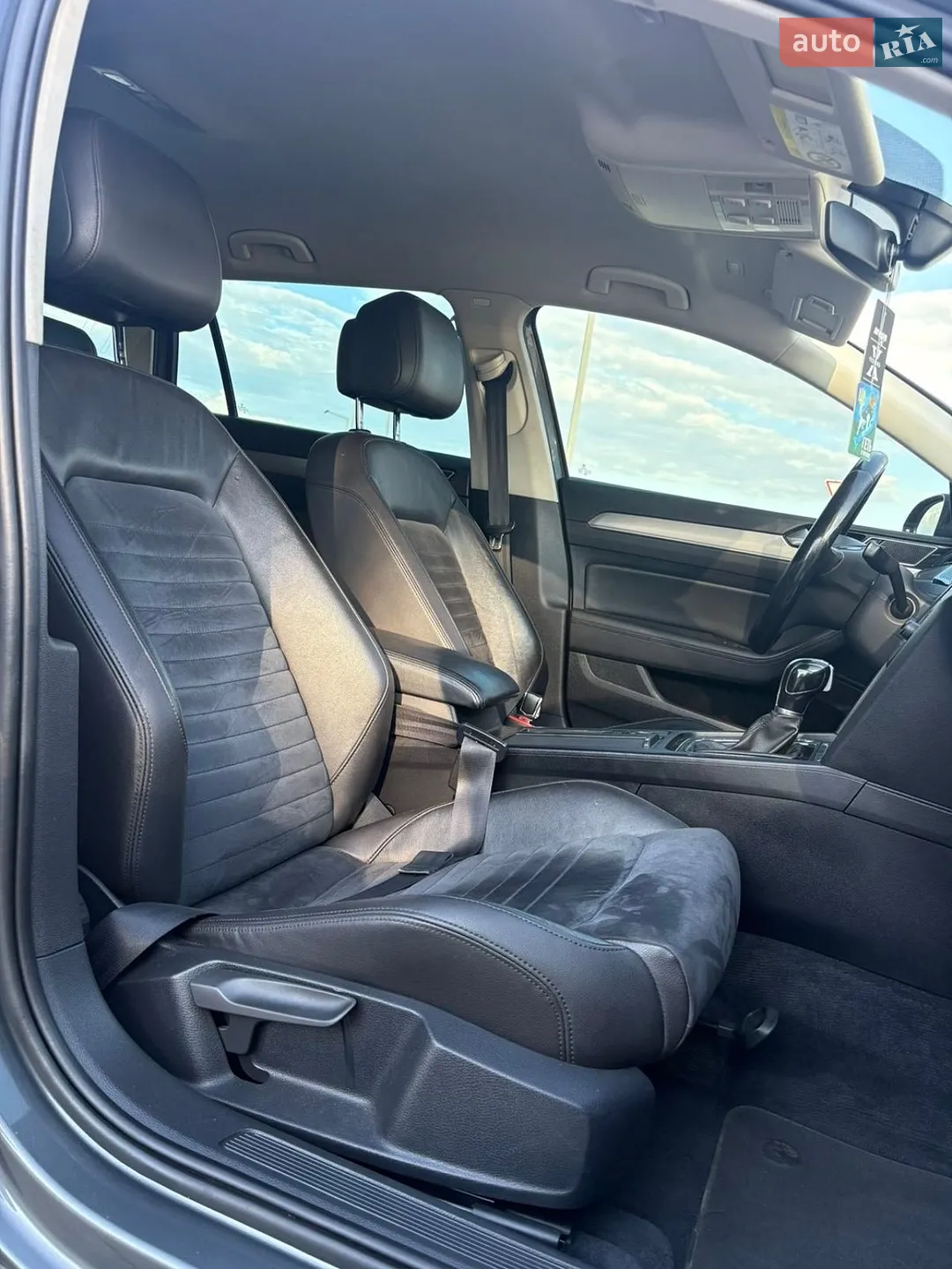 2015 Volkswagen Passat - мініатюра 3