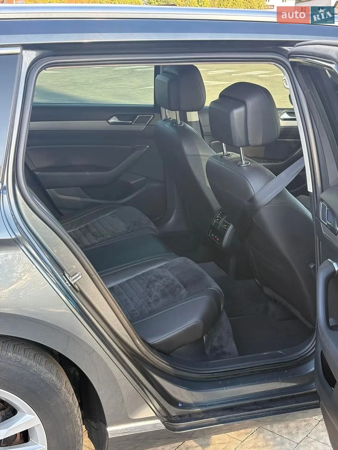 2015 Volkswagen Passat - мініатюра 6