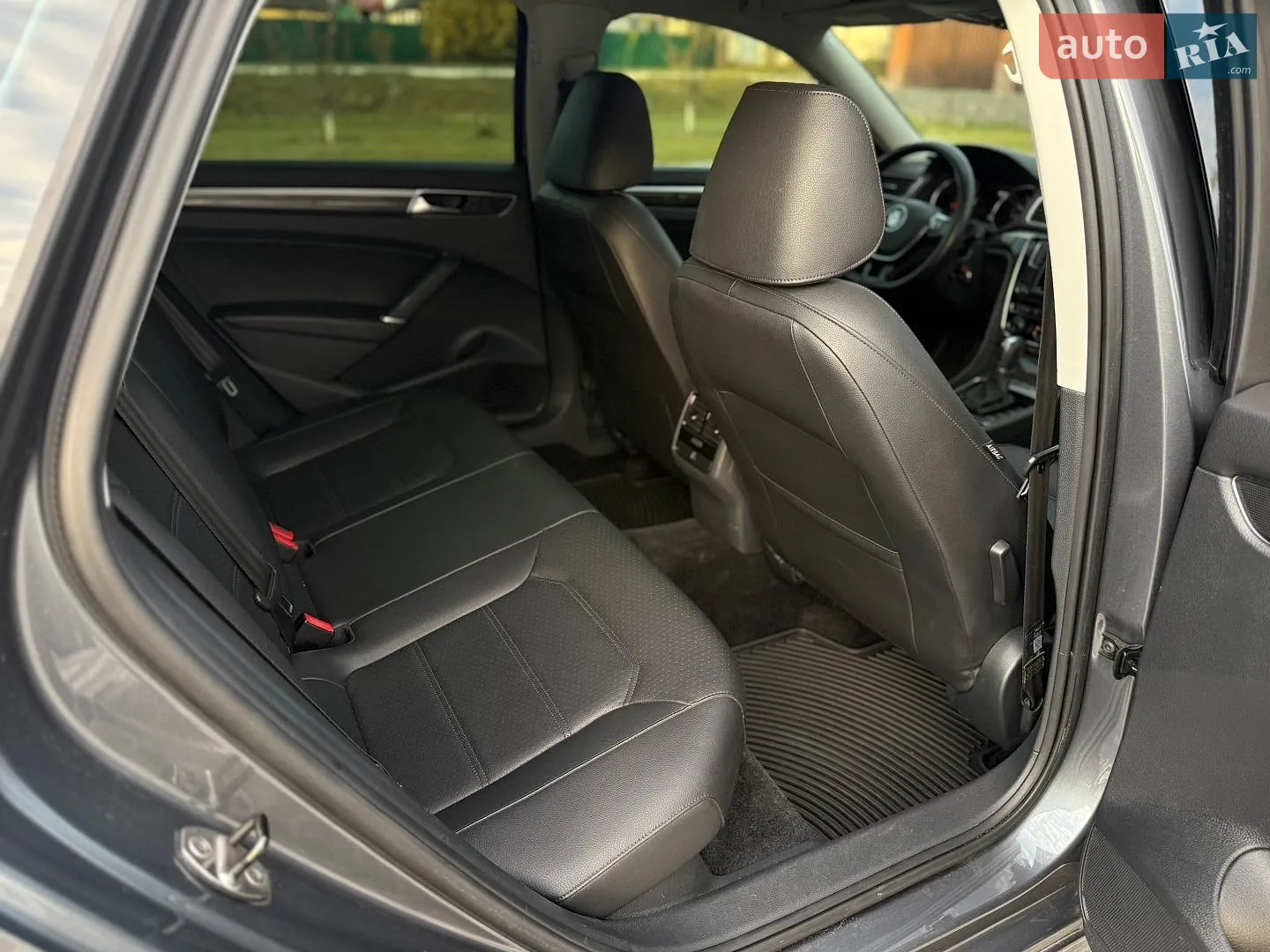 2016 Volkswagen Passat - мініатюра 17