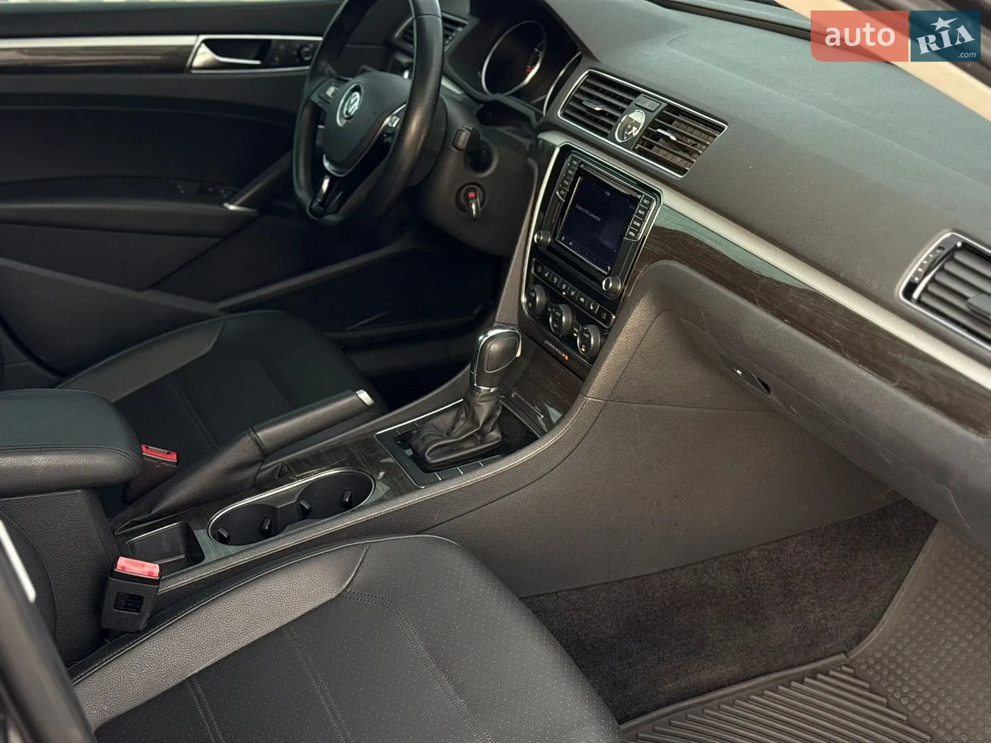 2016 Volkswagen Passat - мініатюра 21