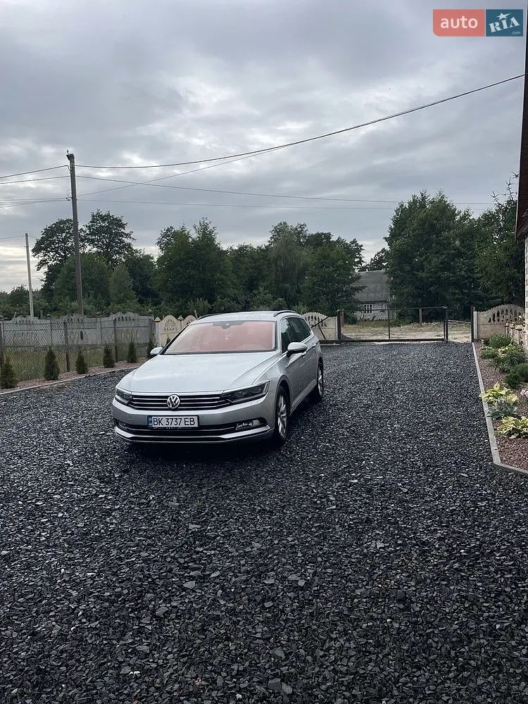2015 Volkswagen Passat - мініатюра 3