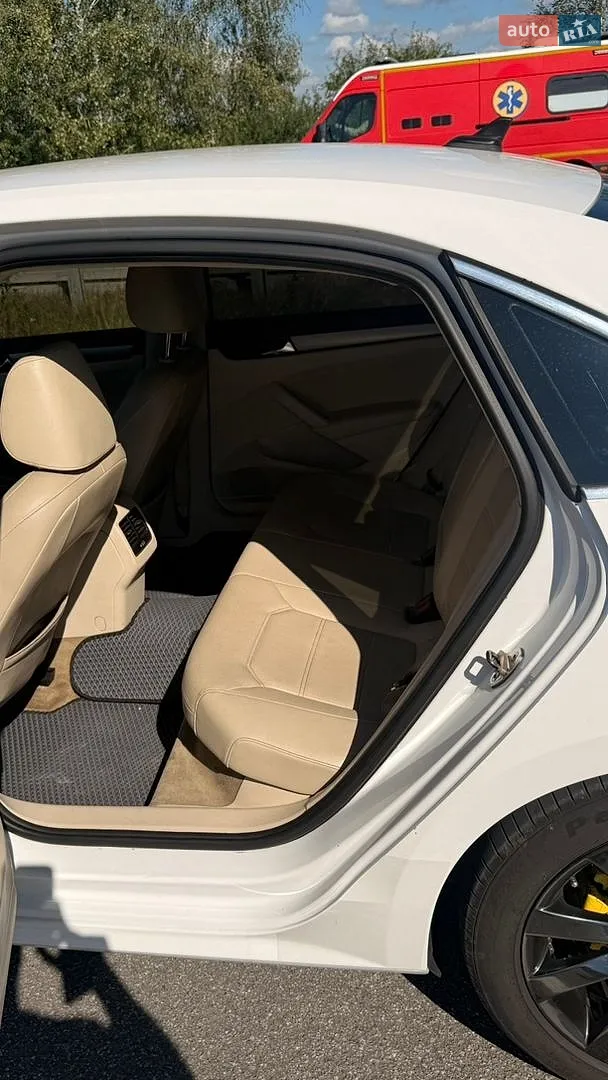 2014 Volkswagen Passat - мініатюра 9