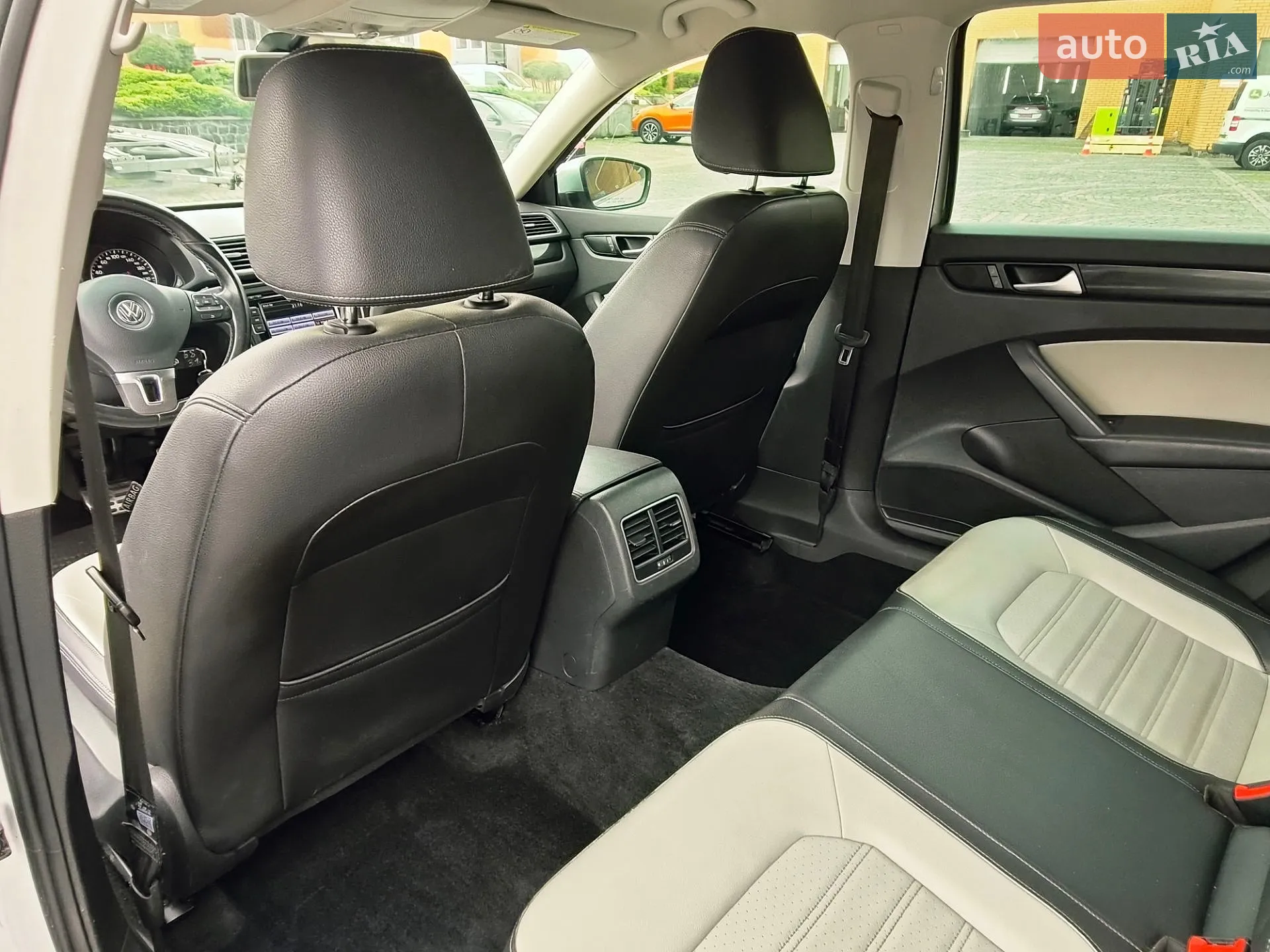 2014 Volkswagen Passat - мініатюра 36