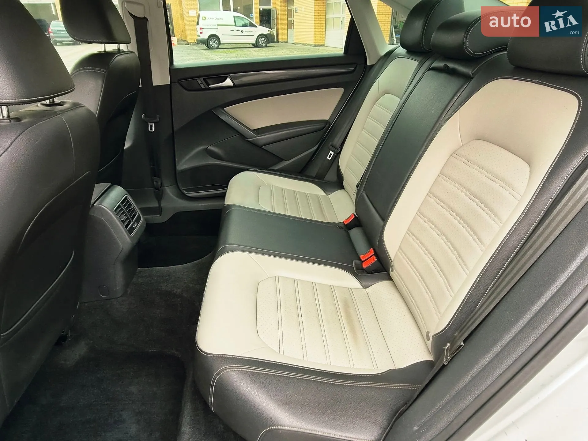 2014 Volkswagen Passat - мініатюра 39