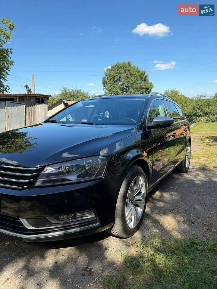 2011 Volkswagen Passat - мініатюра 16