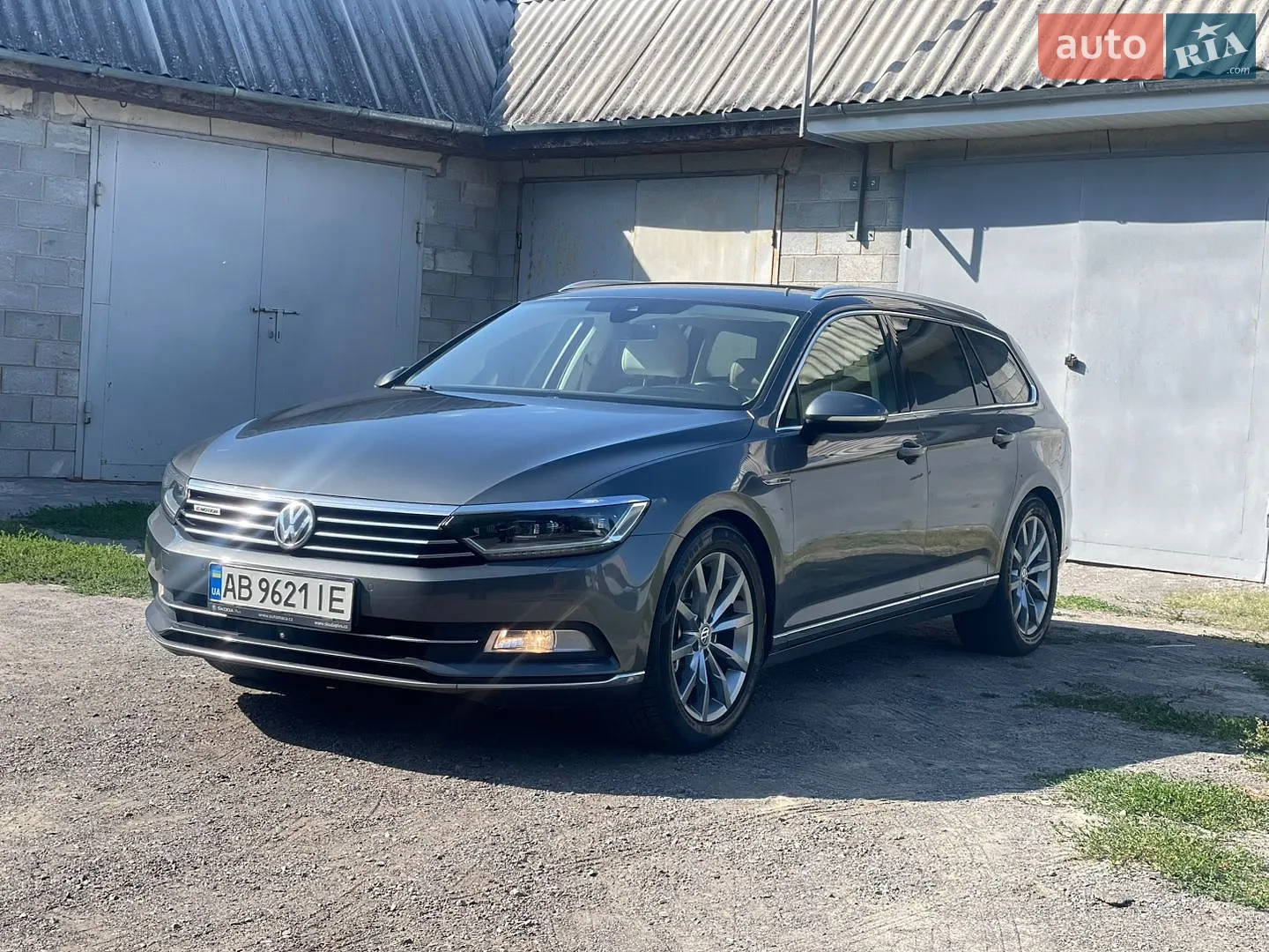 2016 Volkswagen Passat - мініатюра 3