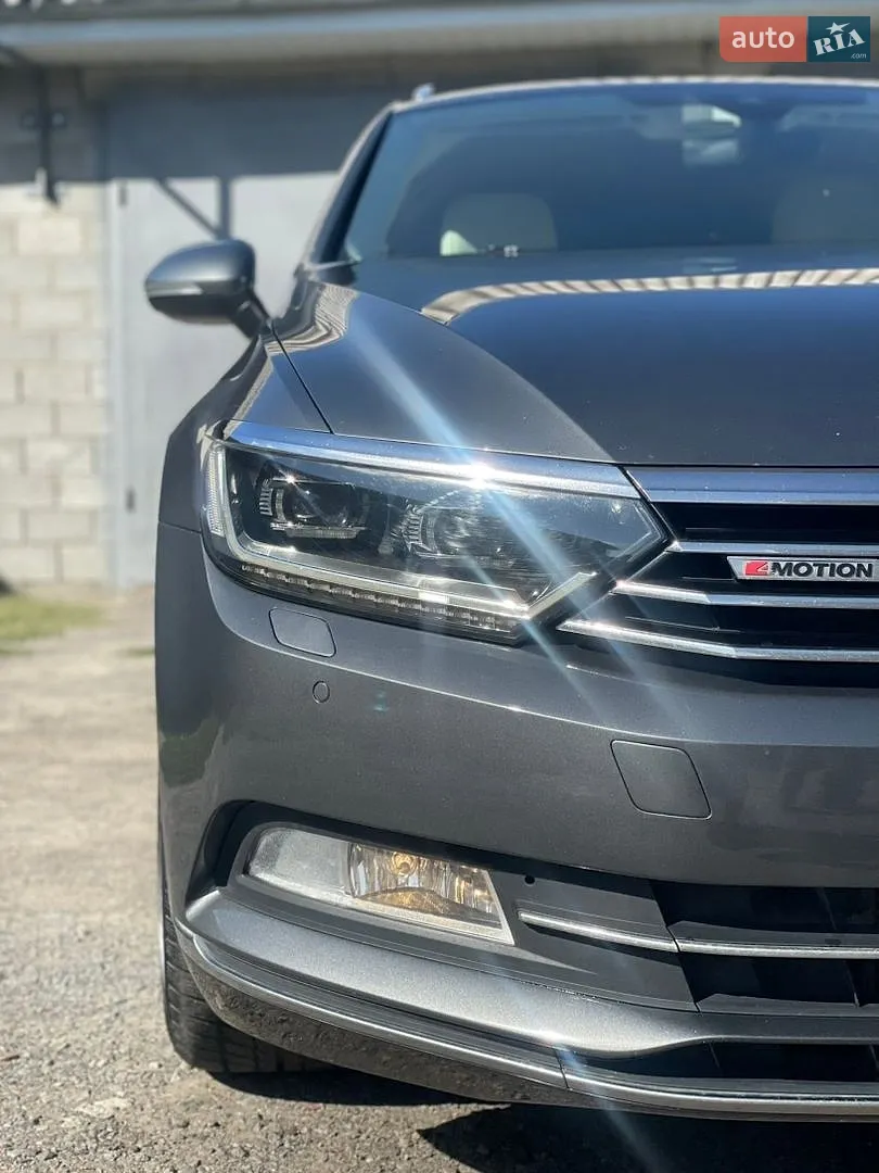 2016 Volkswagen Passat - мініатюра 4