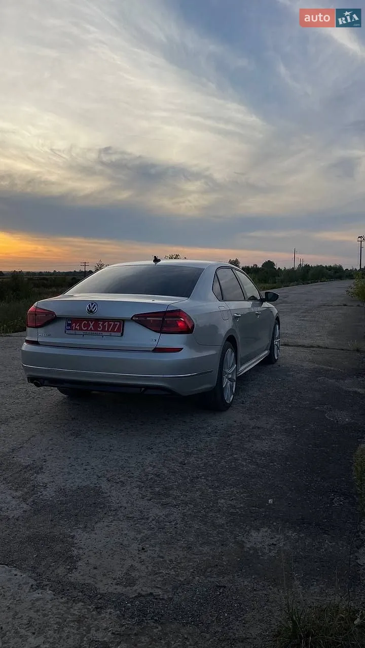 2017 Volkswagen Passat - мініатюра 10