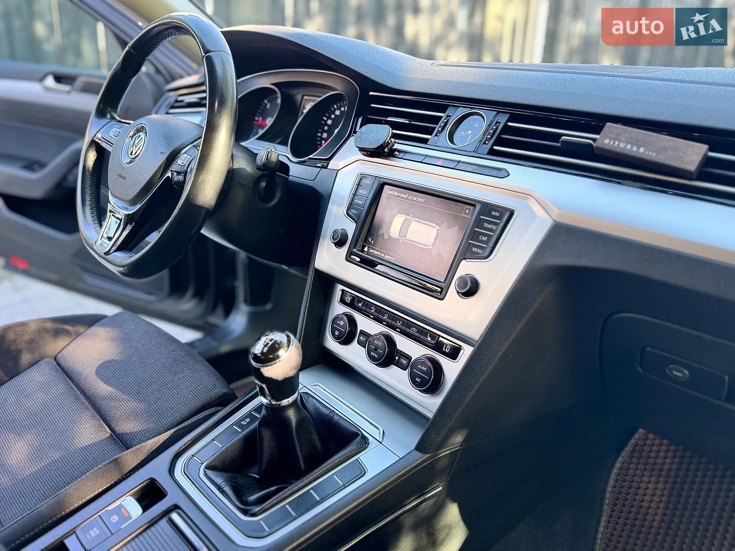 2016 Volkswagen Passat - мініатюра 29
