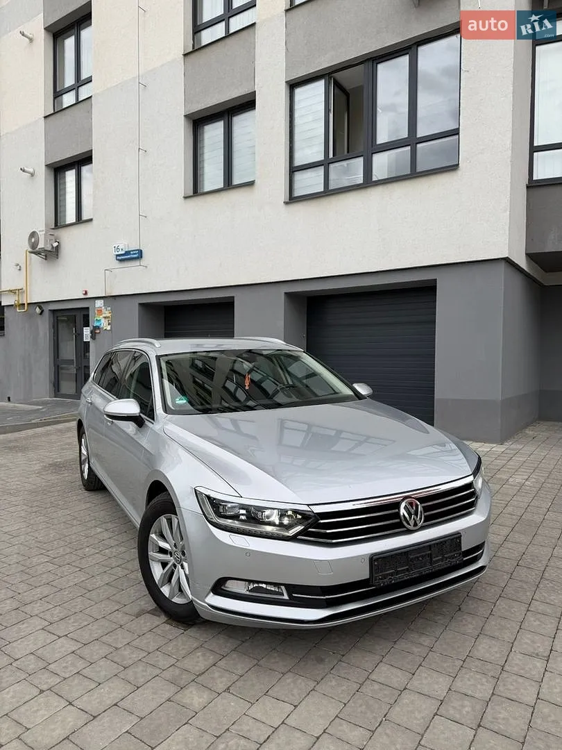 2015 Volkswagen Passat - мініатюра 11