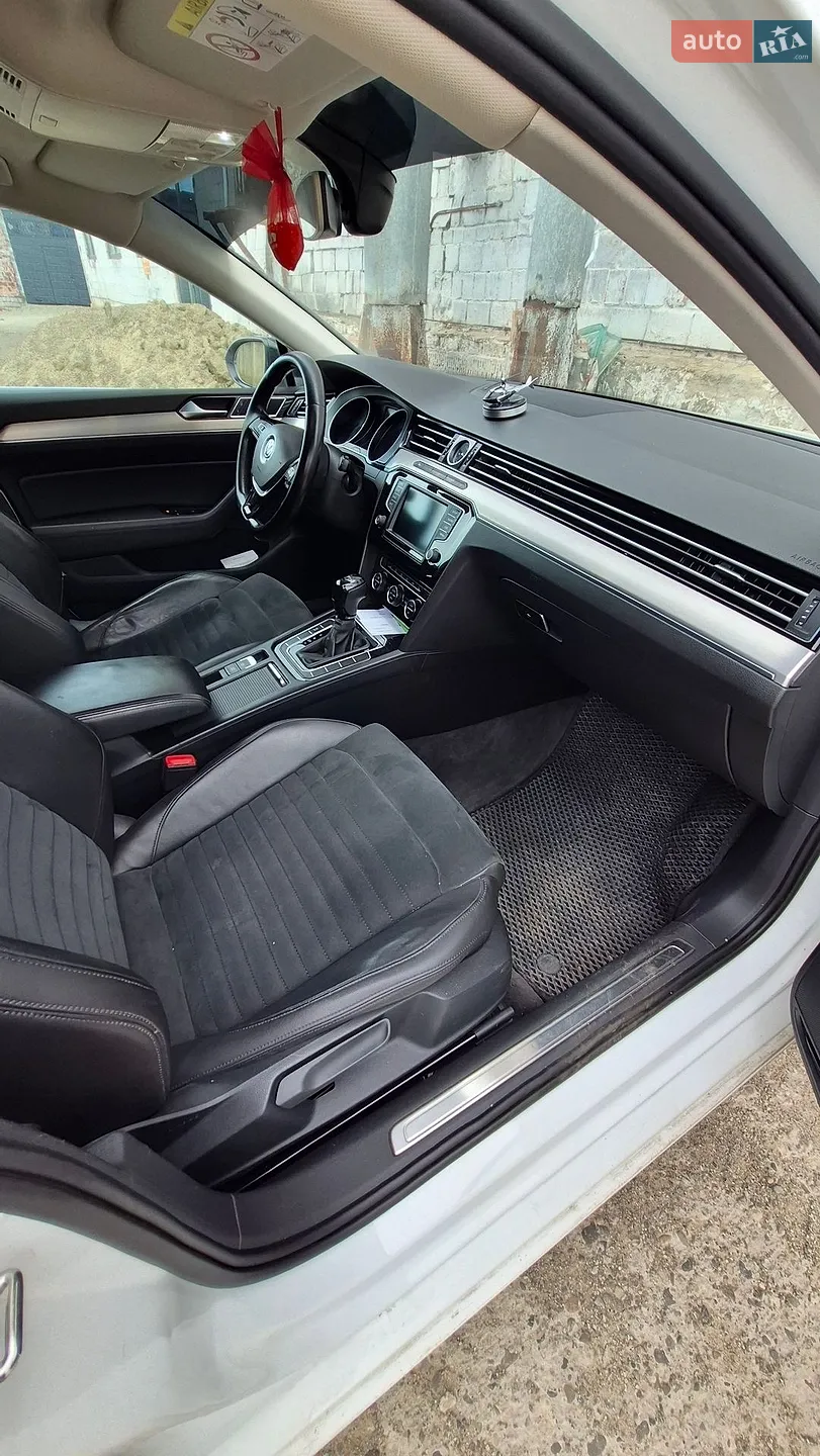 2015 Volkswagen Passat - мініатюра 5
