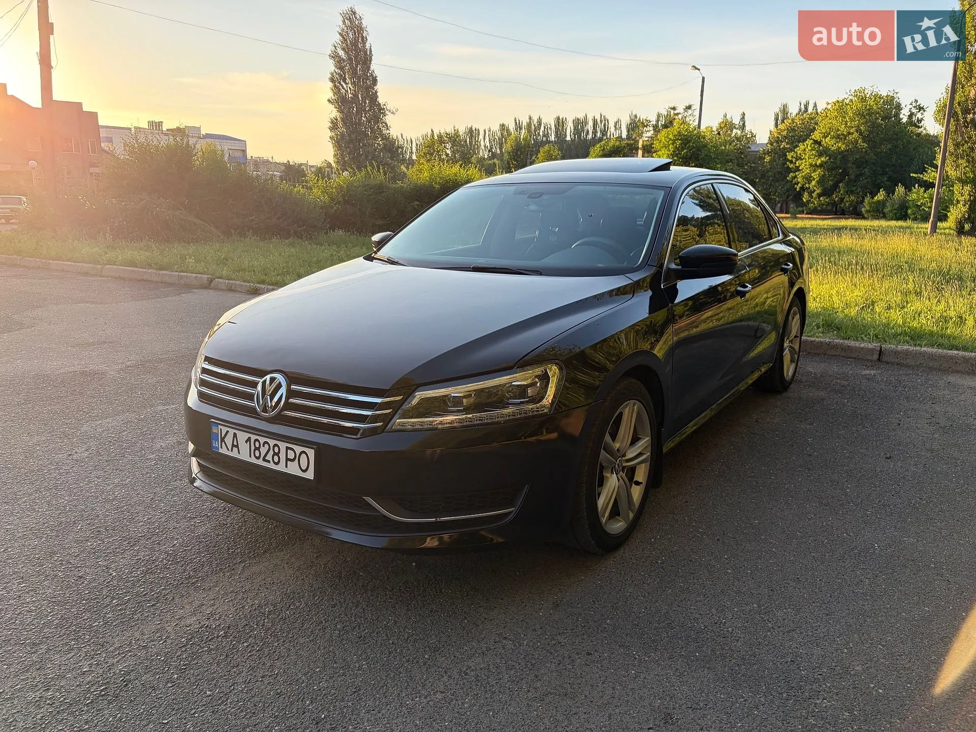 2013 Volkswagen Passat - фото 1