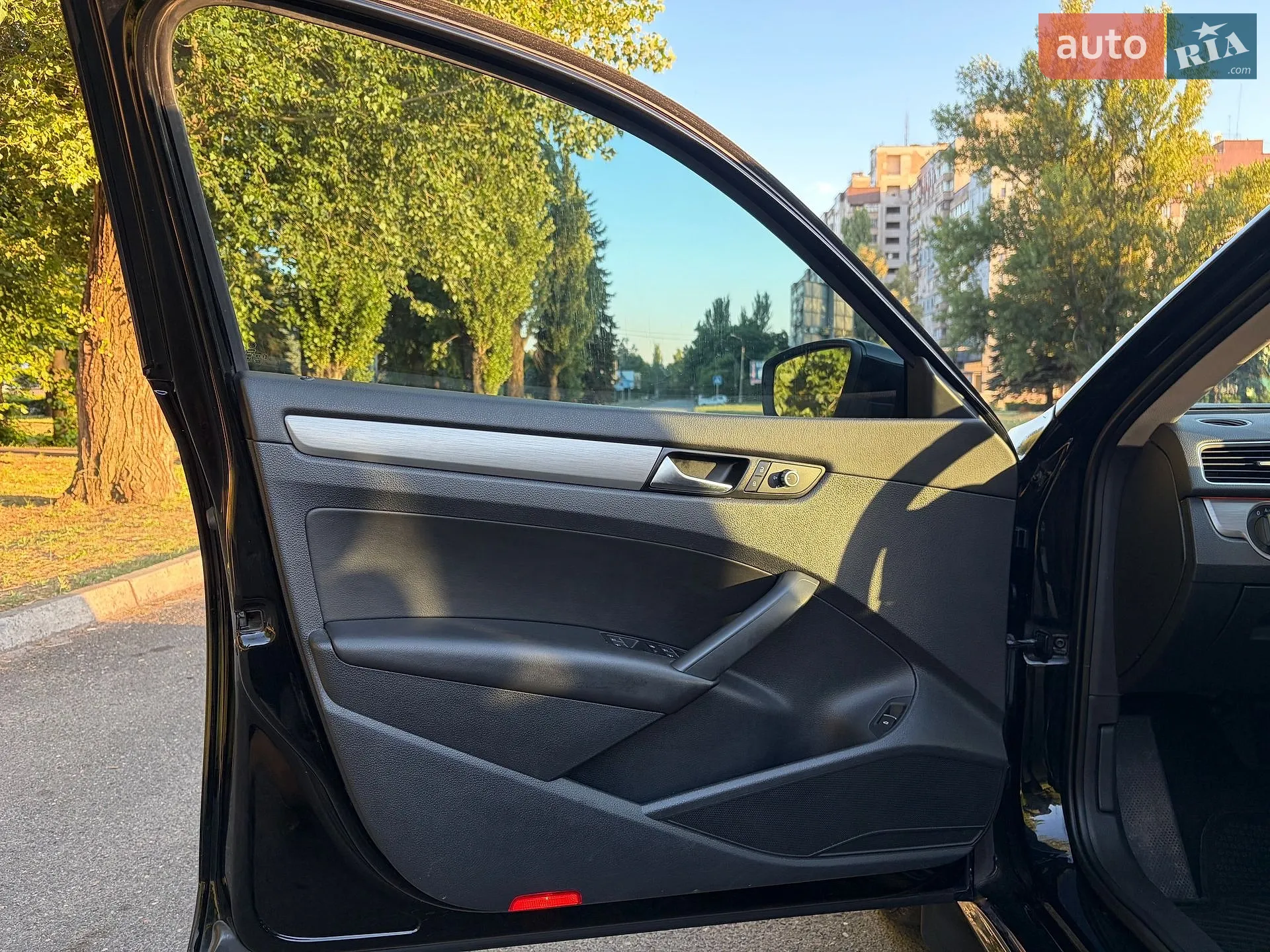 2013 Volkswagen Passat - мініатюра 9
