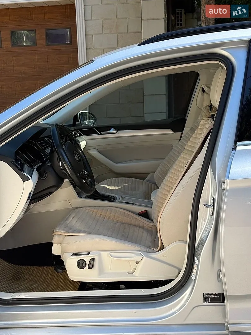 2018 Volkswagen Passat - мініатюра 24