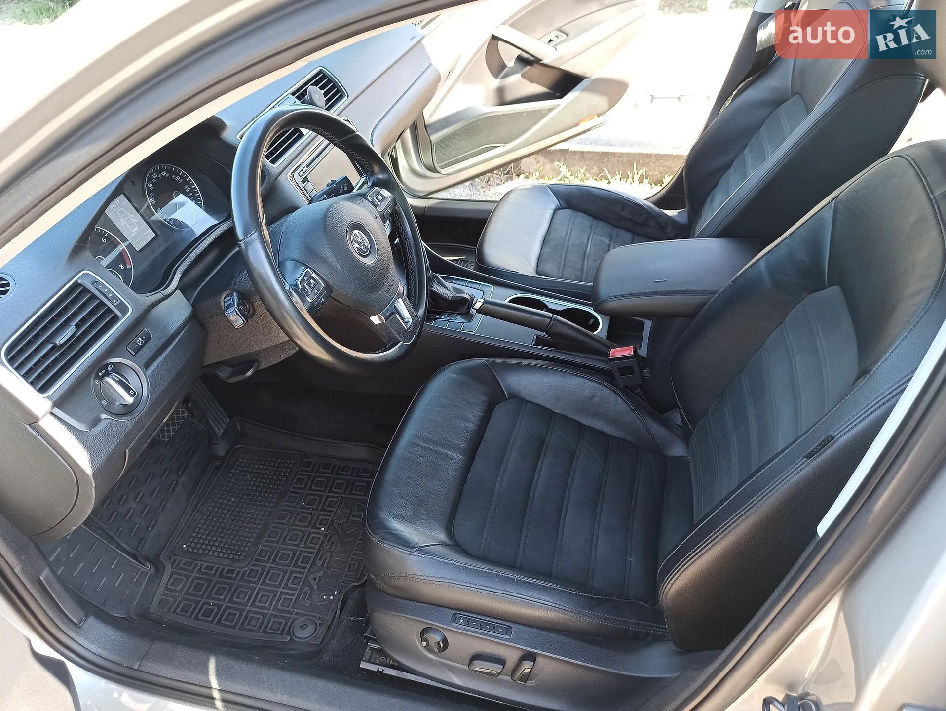 2012 Volkswagen Passat - мініатюра 17