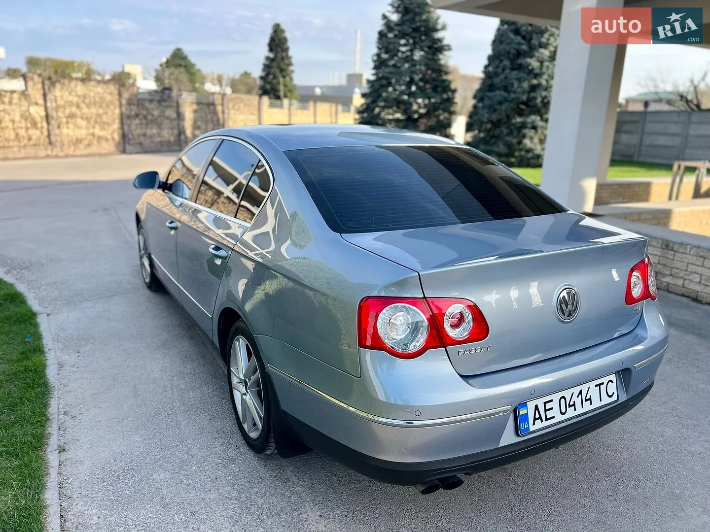 2010 Volkswagen Passat - мініатюра 4