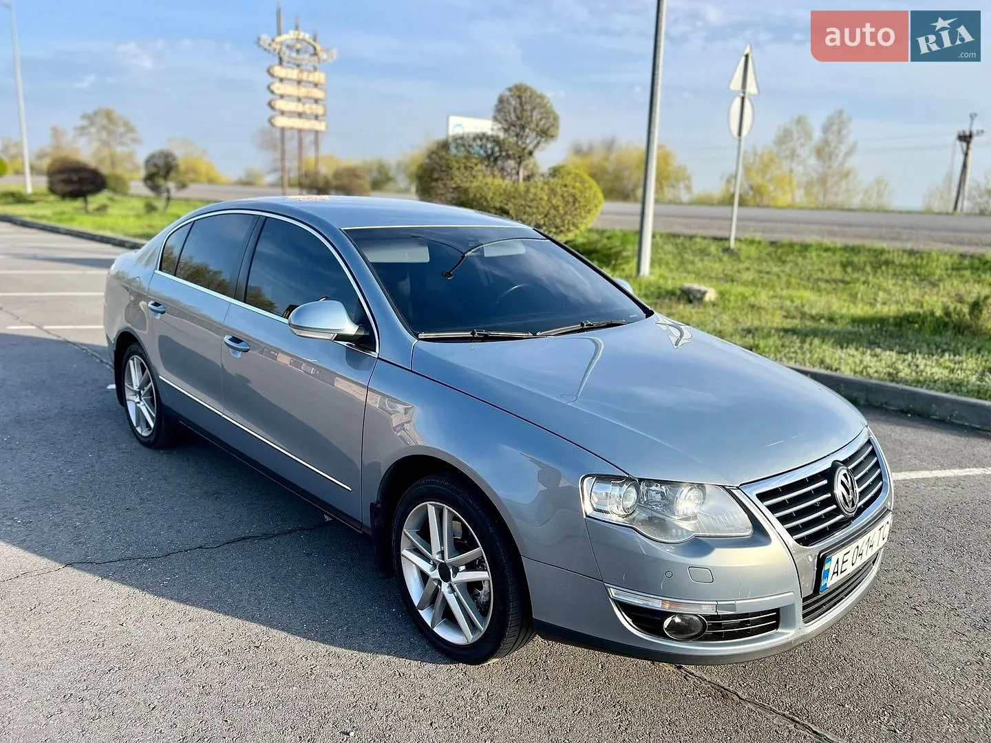 2010 Volkswagen Passat - мініатюра 5