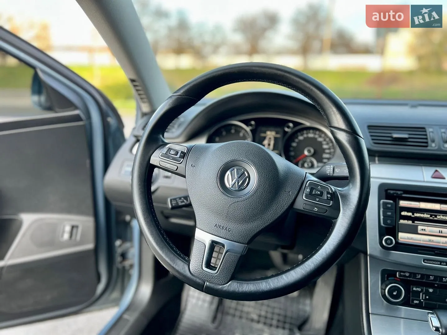 2010 Volkswagen Passat - мініатюра 13