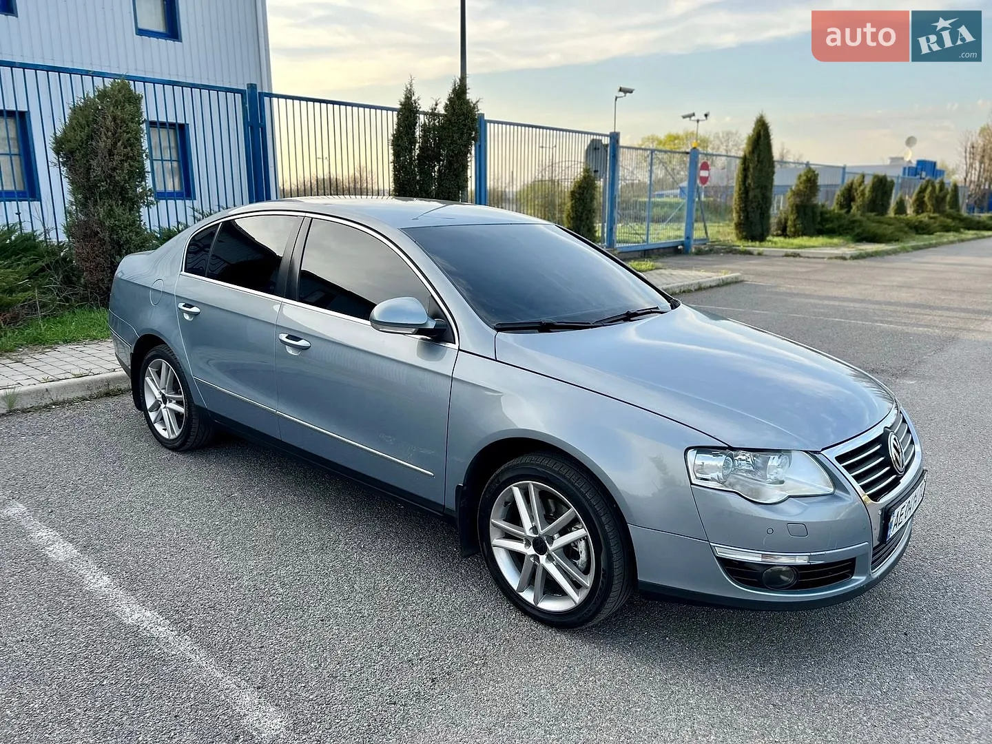 2010 Volkswagen Passat - мініатюра 14