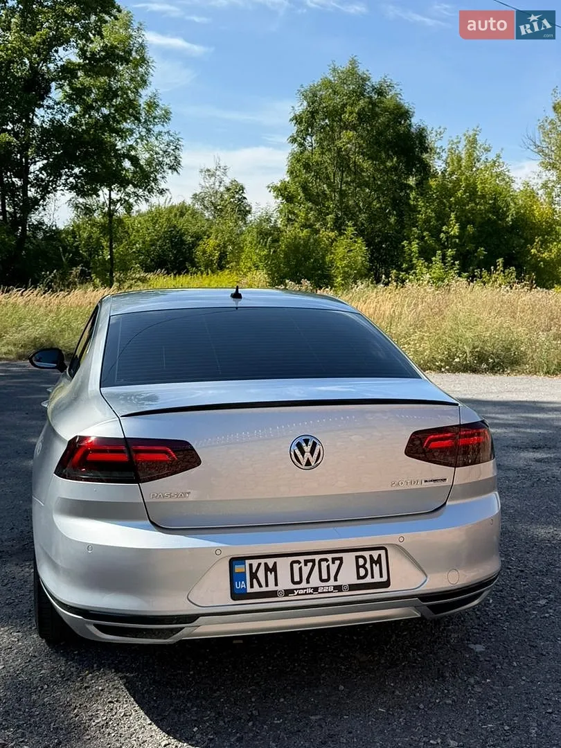2015 Volkswagen Passat - мініатюра 9