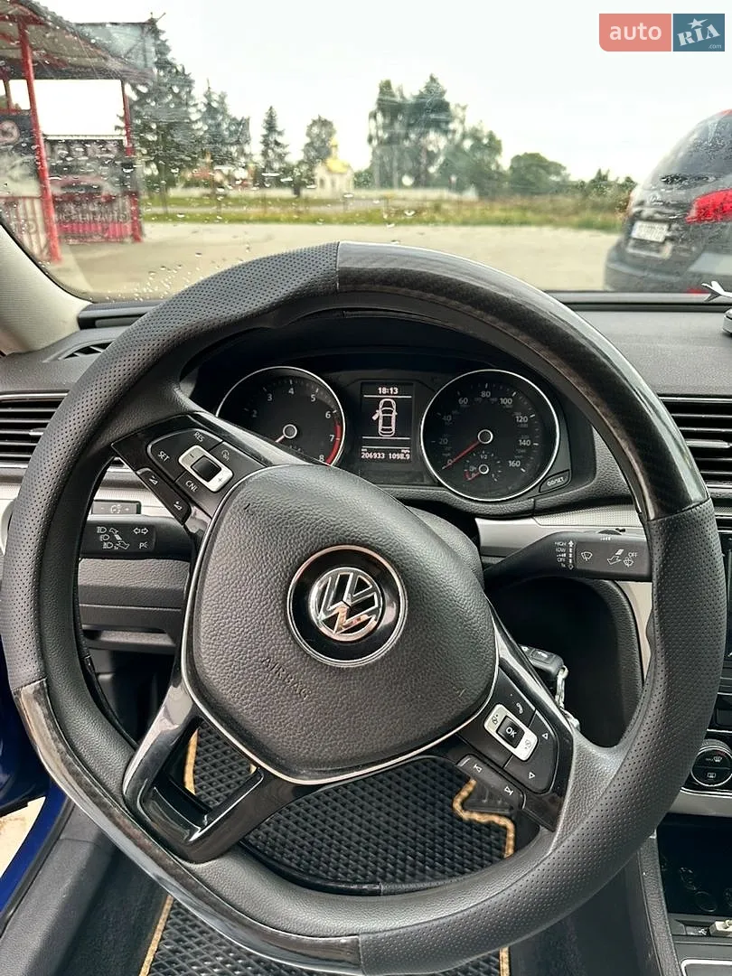 2017 Volkswagen Passat - мініатюра 12