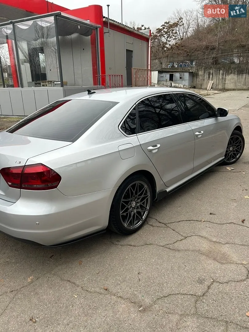 2015 Volkswagen Passat - мініатюра 16