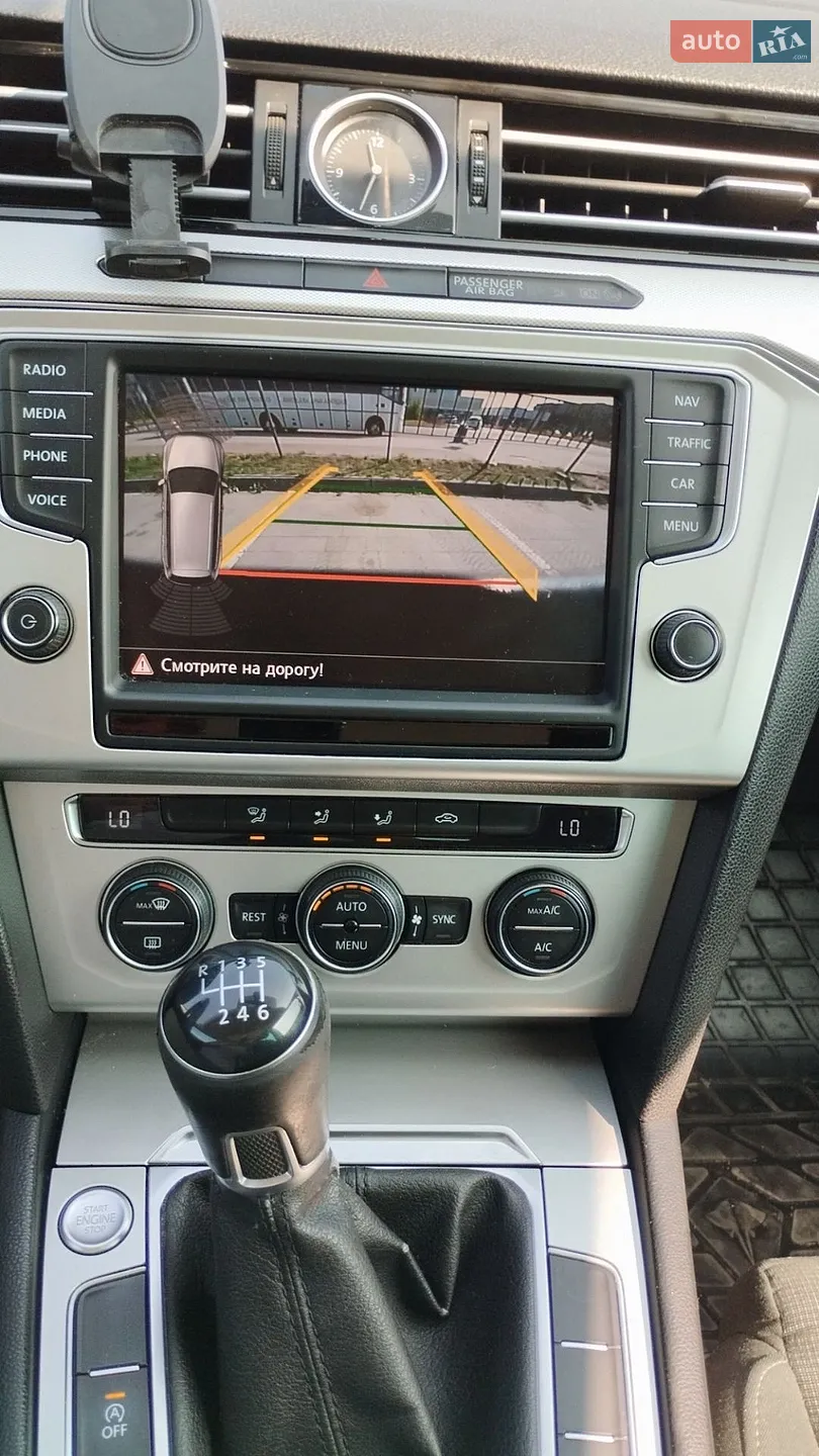 2015 Volkswagen Passat - мініатюра 11