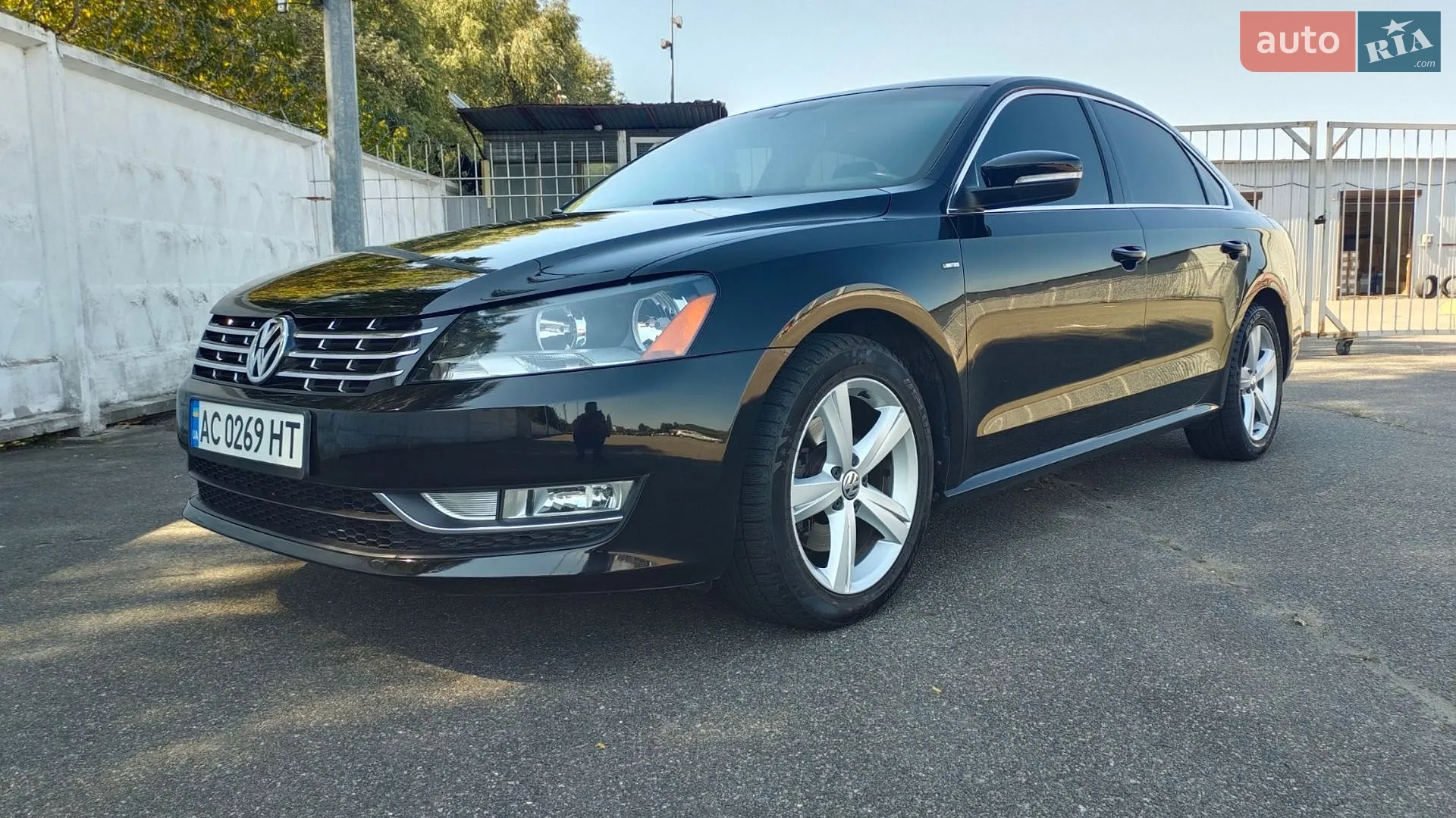 2015 Volkswagen Passat - фото 1