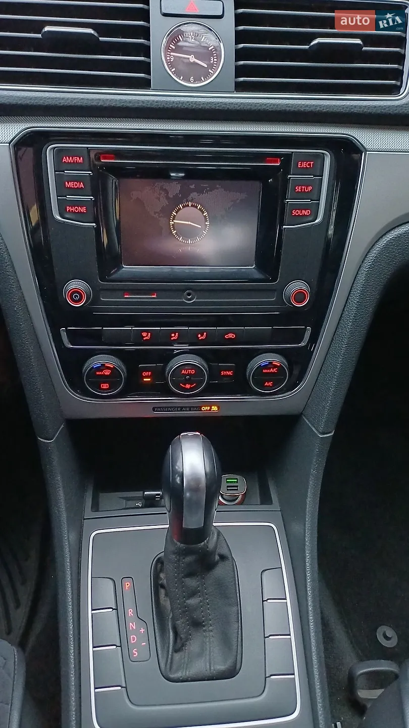 2016 Volkswagen Passat - мініатюра 4