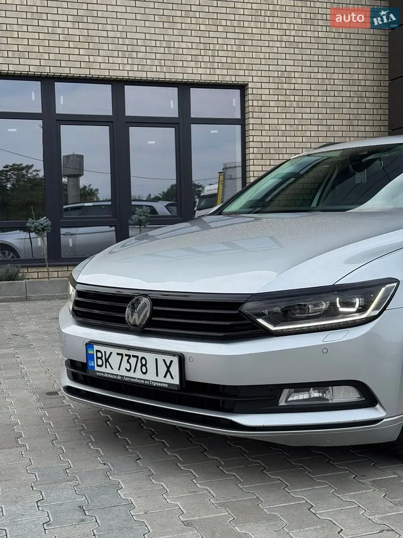 2015 Volkswagen Passat - мініатюра 2
