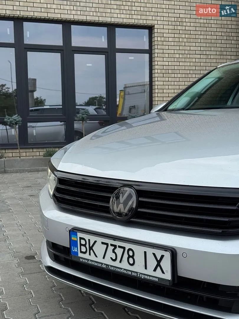 2015 Volkswagen Passat - мініатюра 5