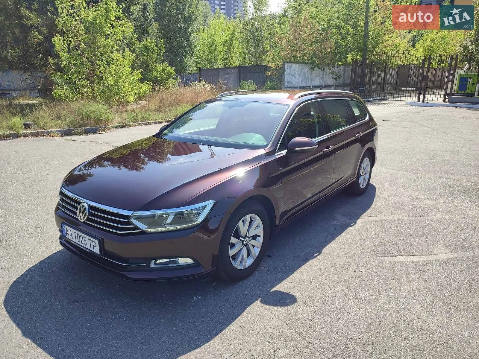 2015 Volkswagen Passat - фото 1