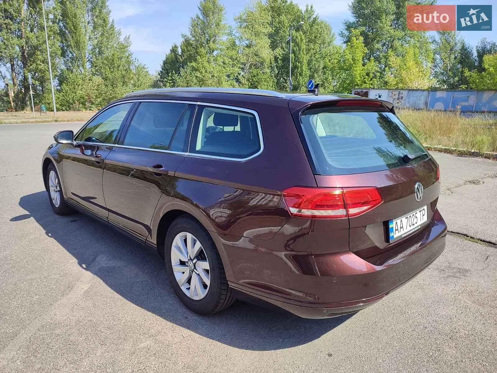 2015 Volkswagen Passat - мініатюра 6