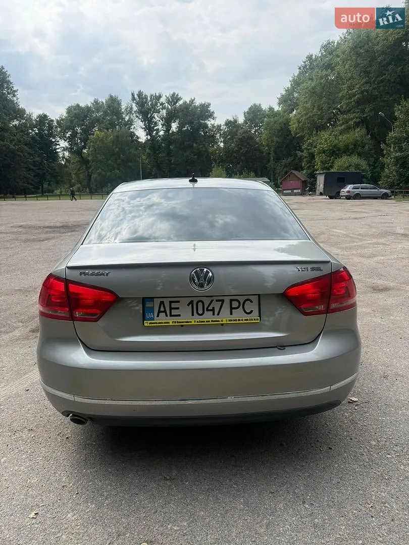 2013 Volkswagen Passat - мініатюра 3