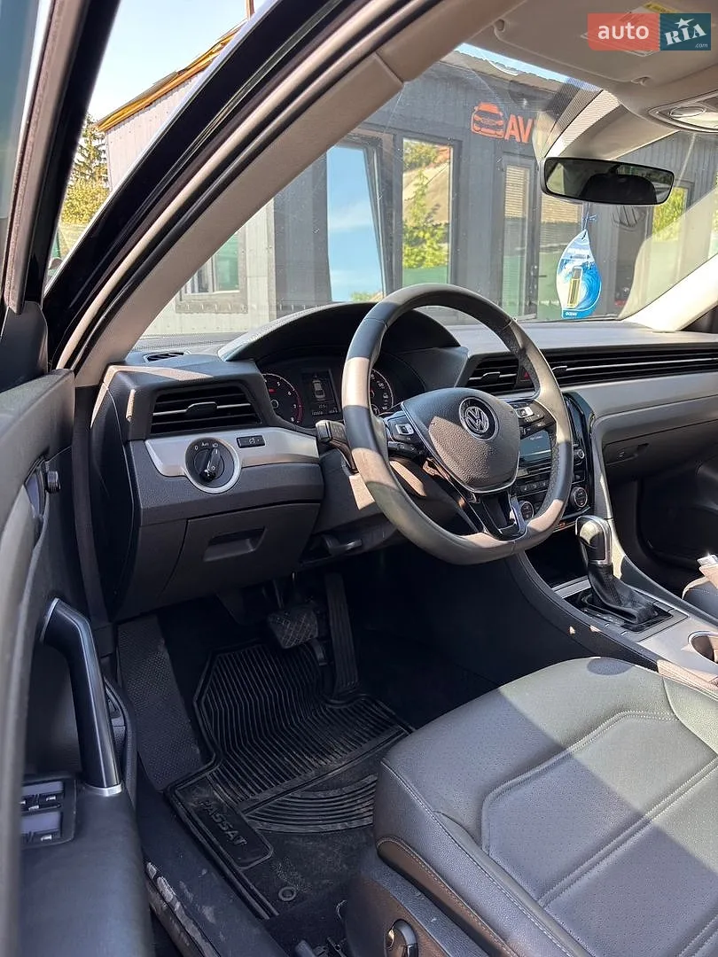 2021 Volkswagen Passat - мініатюра 24