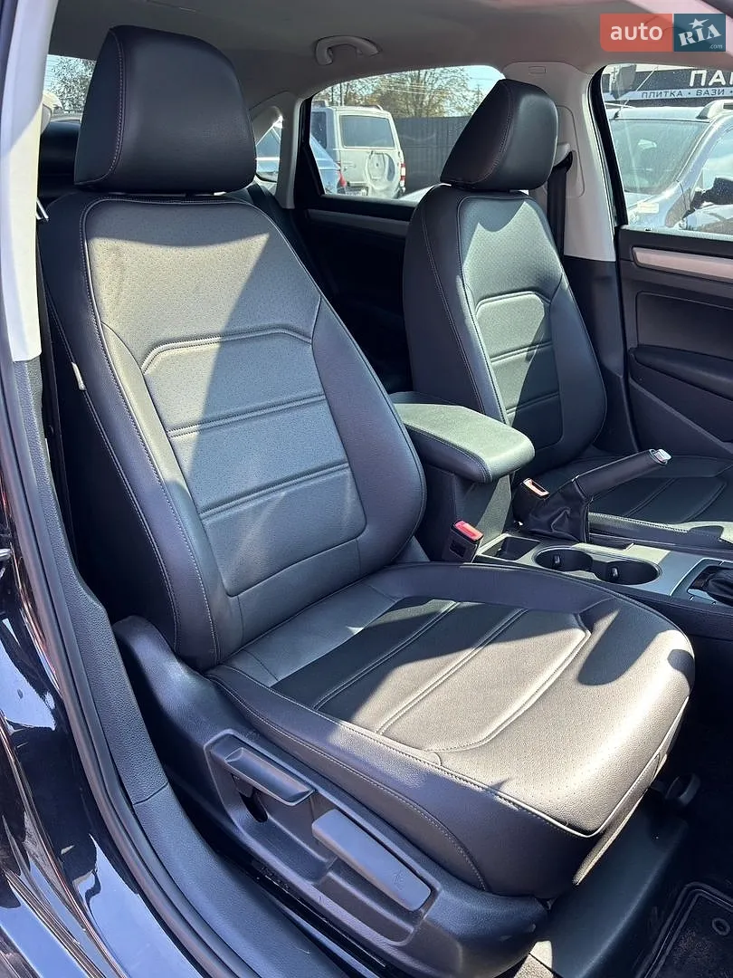 2021 Volkswagen Passat - мініатюра 2
