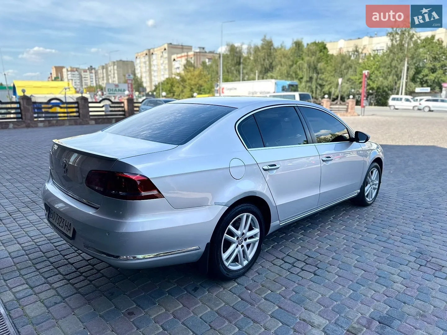 2012 Volkswagen Passat - мініатюра 2