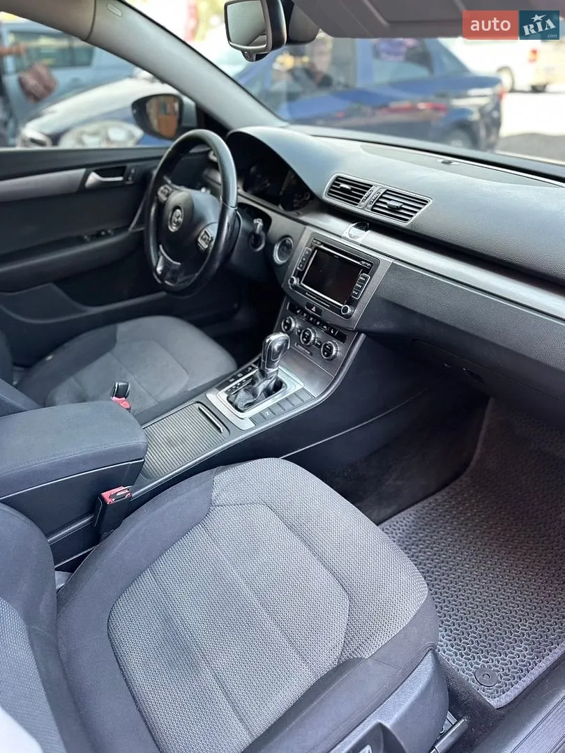 2012 Volkswagen Passat - мініатюра 10