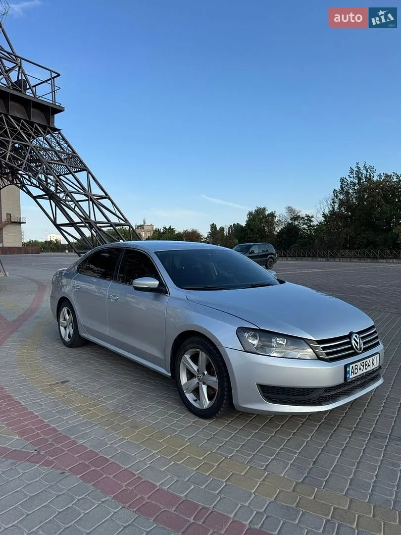 2012 Volkswagen Passat - мініатюра 2