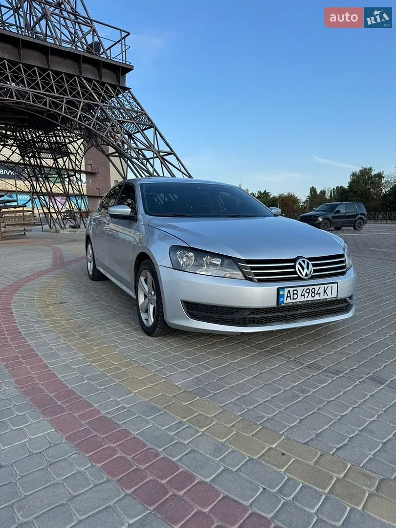 2012 Volkswagen Passat - мініатюра 3