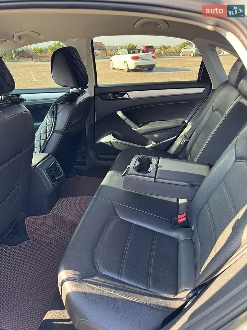2012 Volkswagen Passat - мініатюра 10