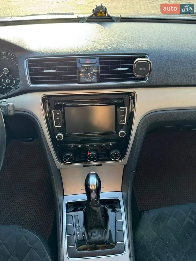 2012 Volkswagen Passat - мініатюра 14