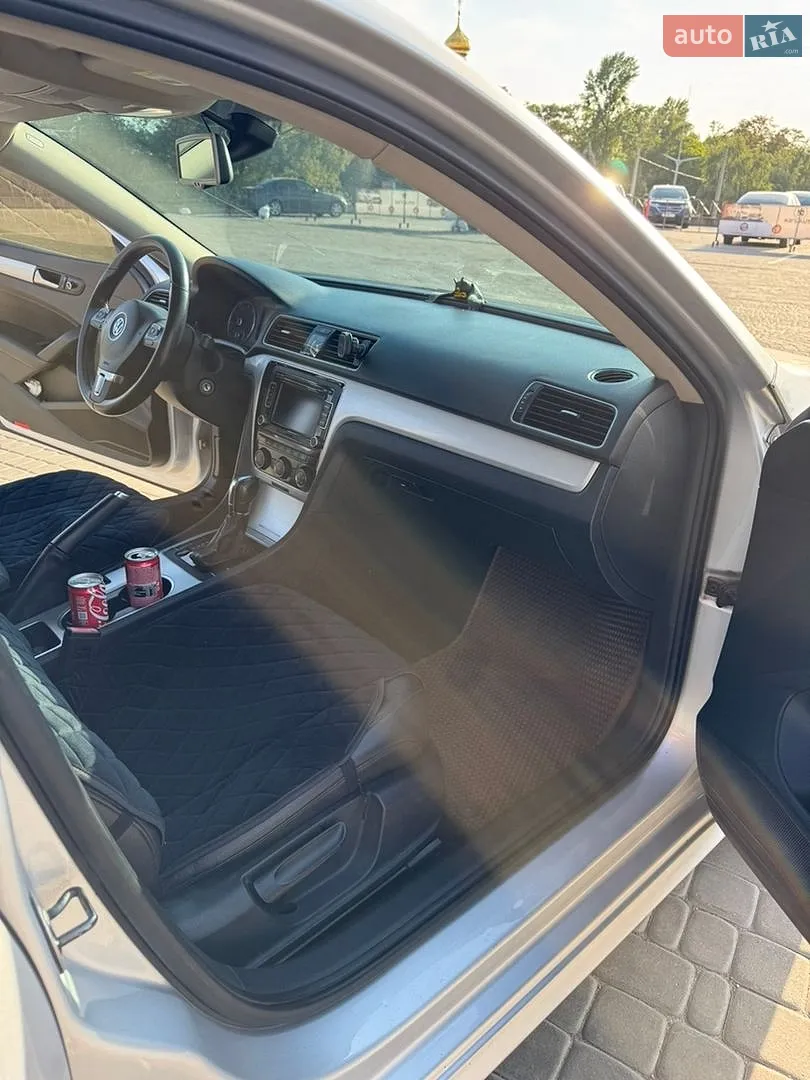 2012 Volkswagen Passat - мініатюра 18